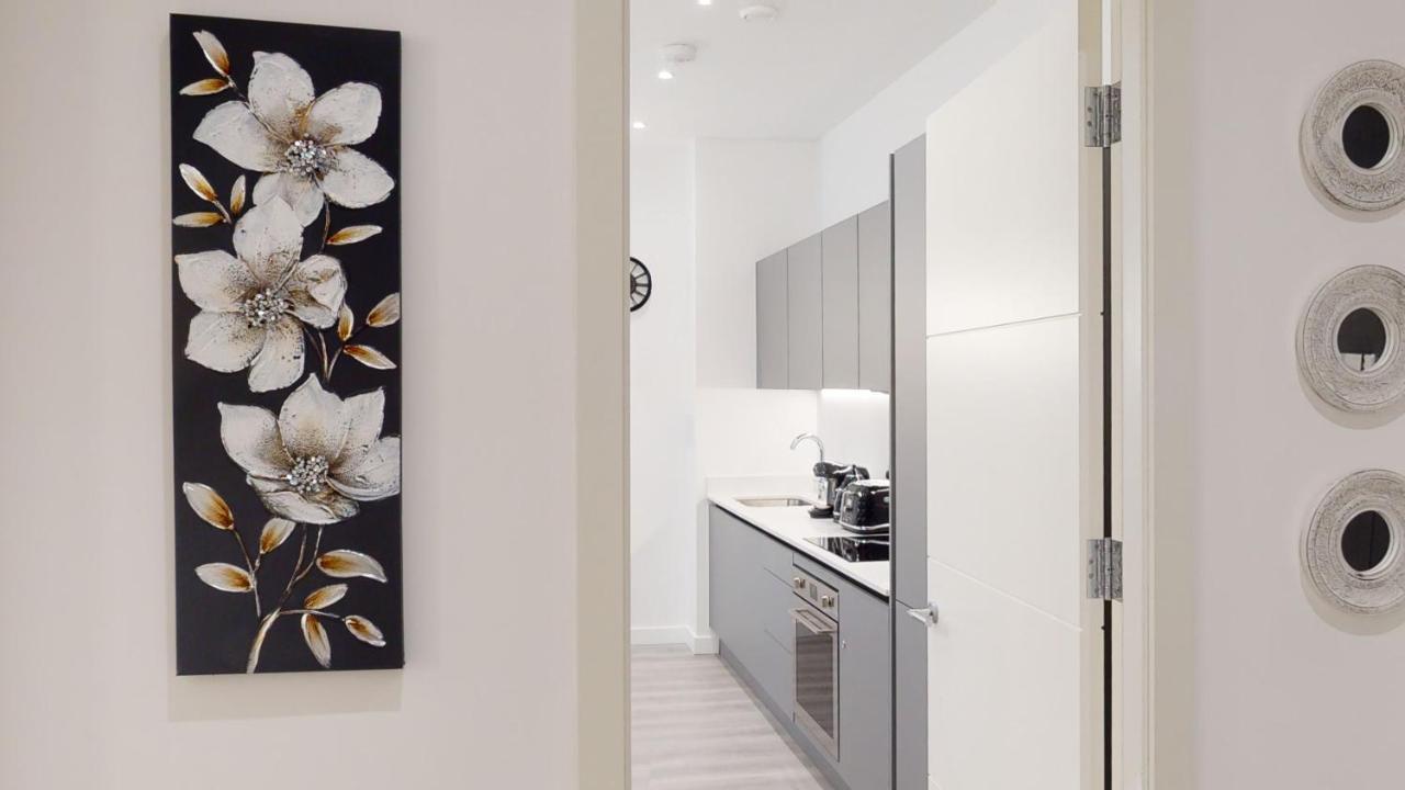 The Atrium Daire Milton Keynes Dış mekan fotoğraf