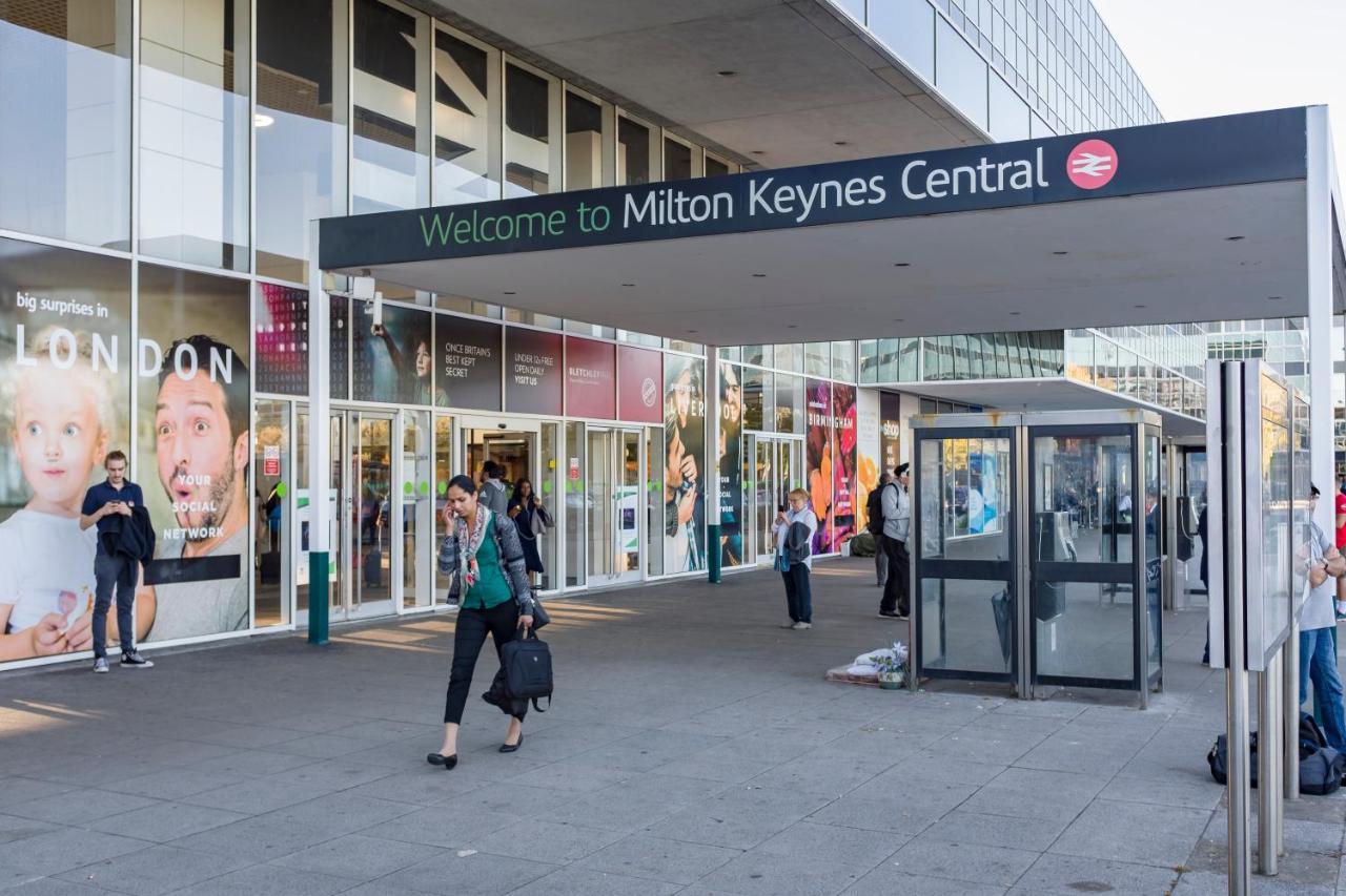 The Atrium Daire Milton Keynes Dış mekan fotoğraf